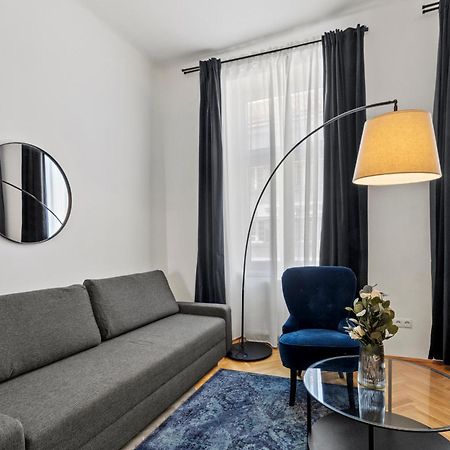 Balcony Apartment, 4 Min To U3 Zipperer Strasse Bécs Kültér fotó