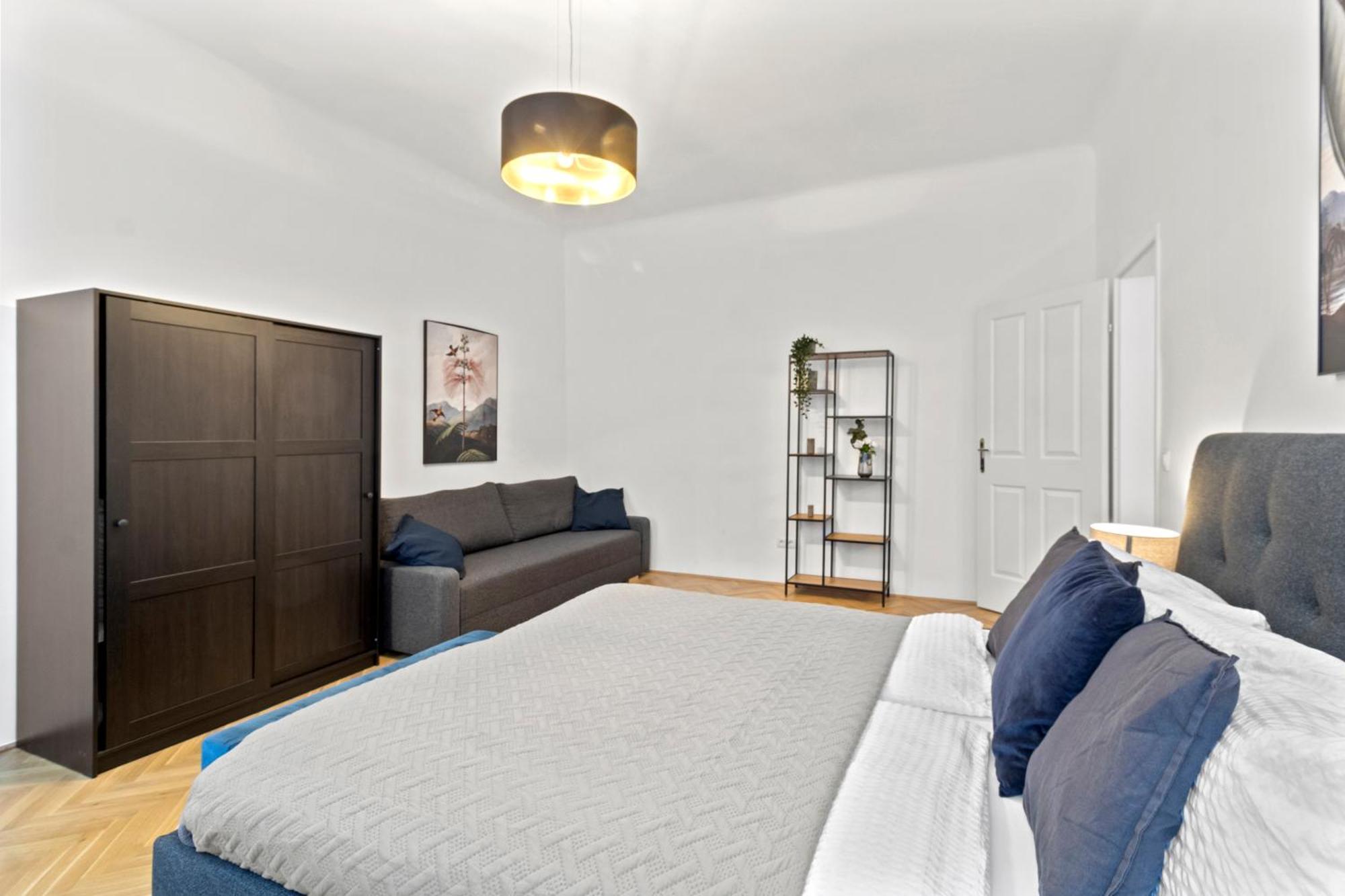 Balcony Apartment, 4 Min To U3 Zipperer Strasse Bécs Kültér fotó