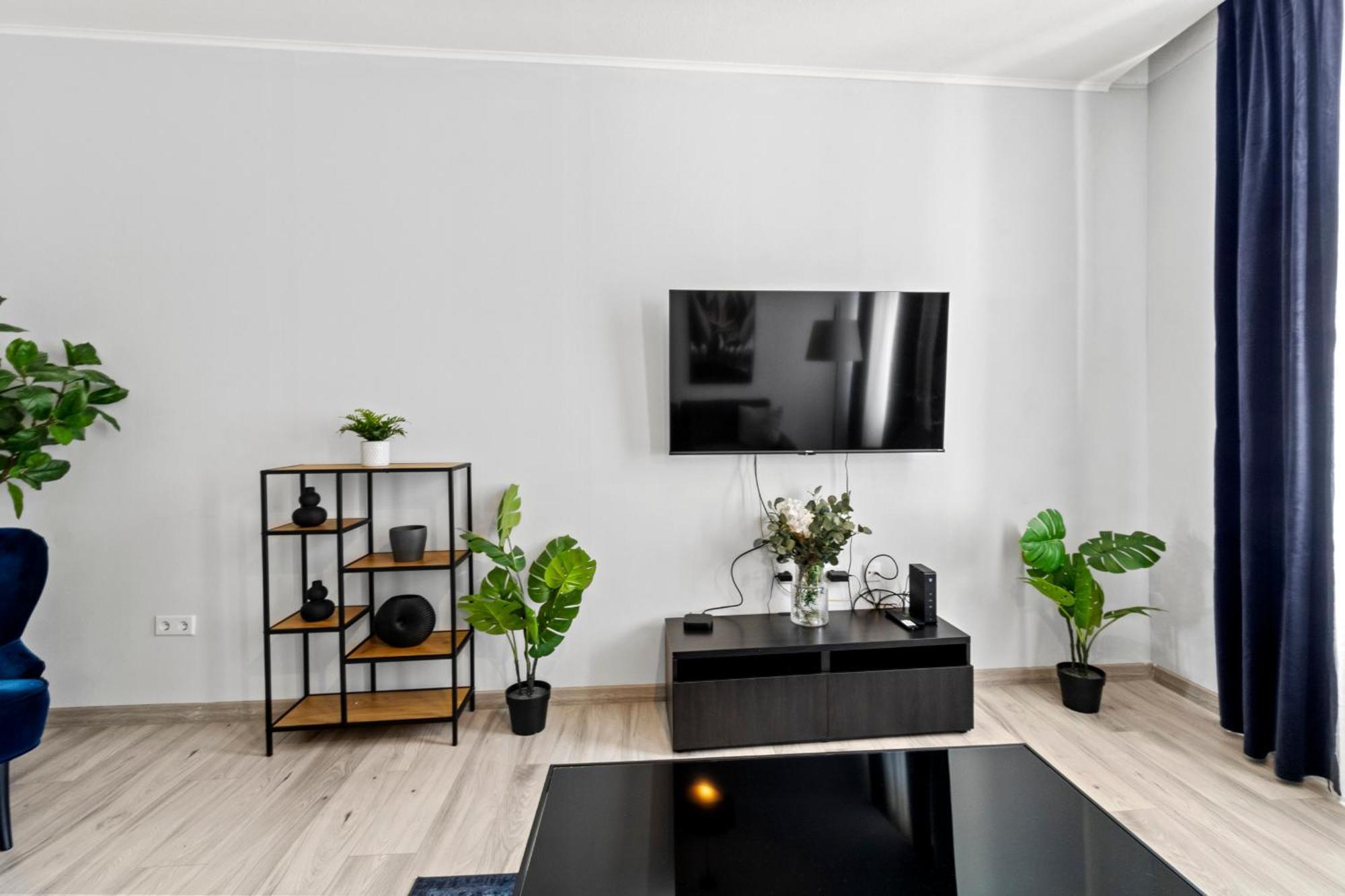 Balcony Apartment, 4 Min To U3 Zipperer Strasse Bécs Kültér fotó